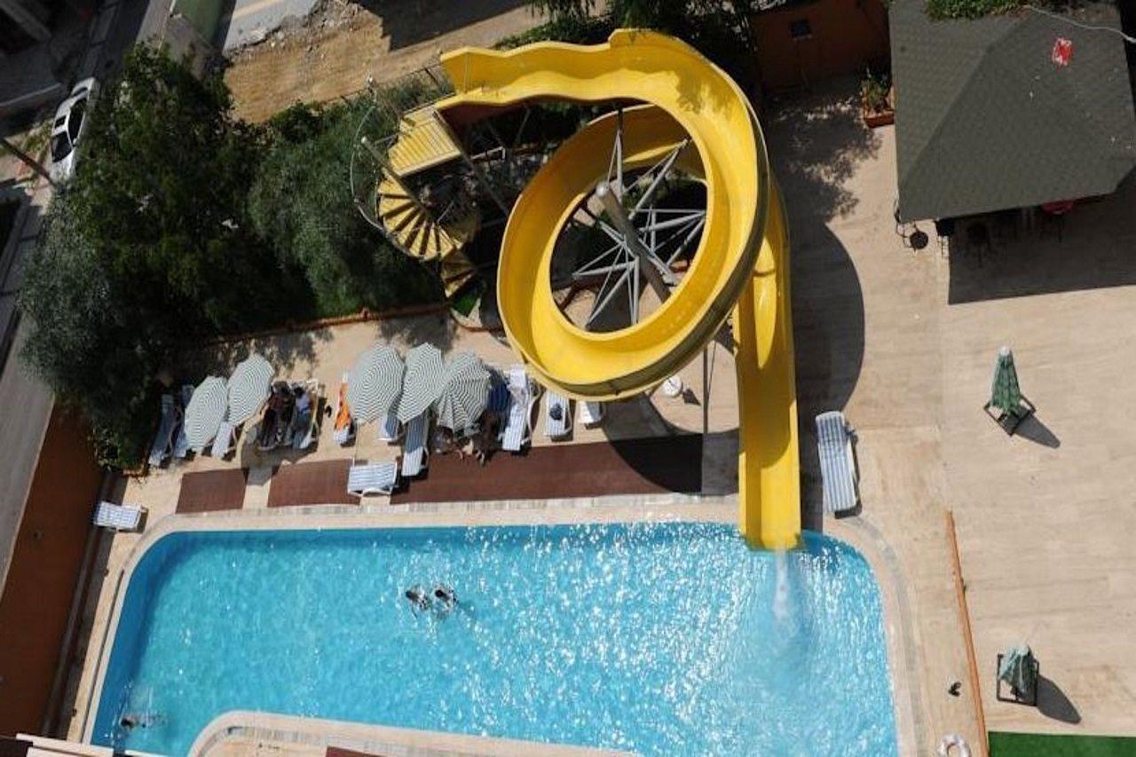 Holiday World Hotel Αλάνια Εξωτερικό φωτογραφία